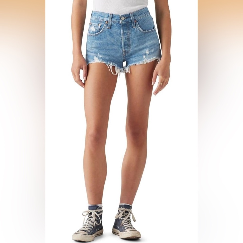 Levi's NWT Premium 501 Original Shorts Classic High-Rise Distressed Denim sz 28